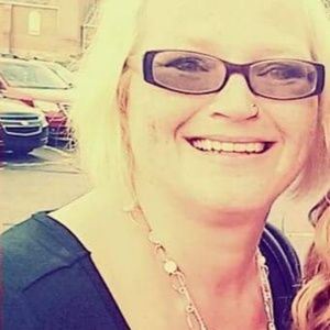 Meet your Posher, Angie